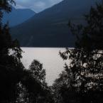 На озере Кутенай<br>Kootenay Lake
